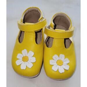Mini Boden Supersoft Leather Baby Daisy Shoes Yellow Girls 6-12 Months Mary Jane